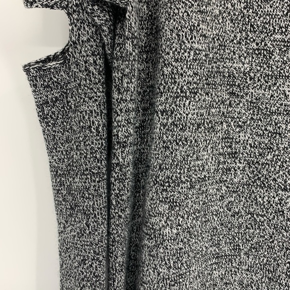 Neiman Marcus Gray Sweater Dress Large - Picture 6 of 9